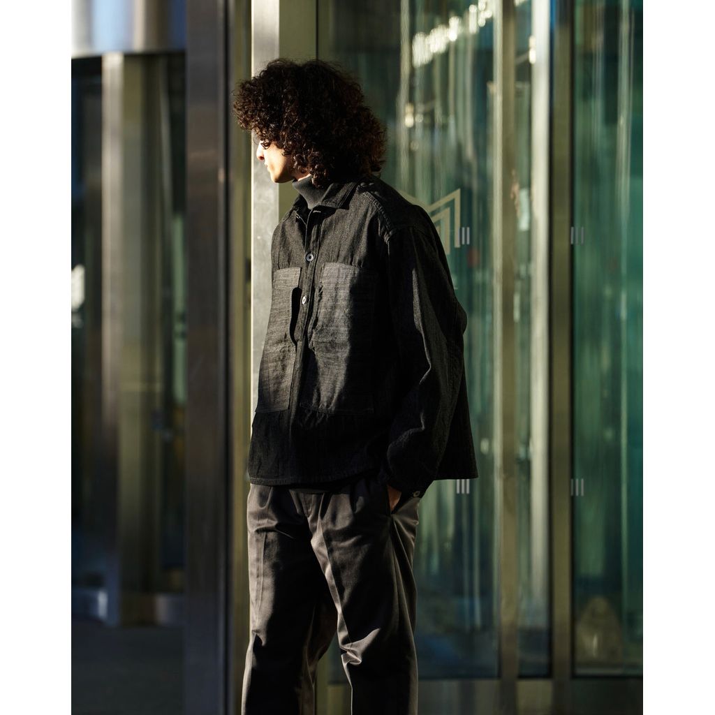 FOUNDOUR MOCK NECK LONG SLEEVE SHIRT