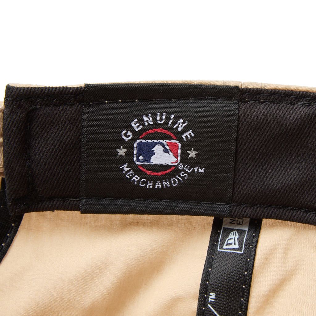 NEW ERA 9TWENTY MLB Typewriter ボストン・レッドソックス ベージュ