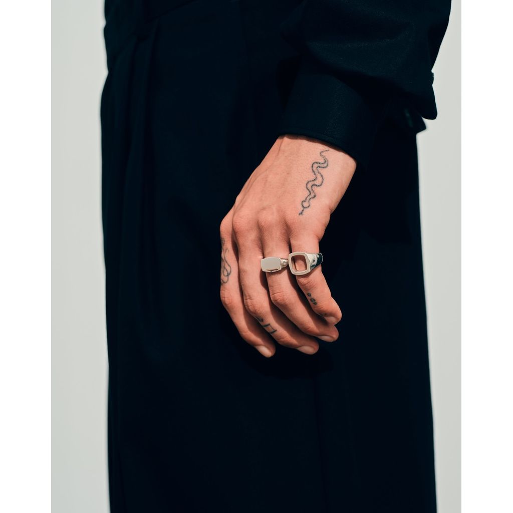 TOM WOOD Michael Ring