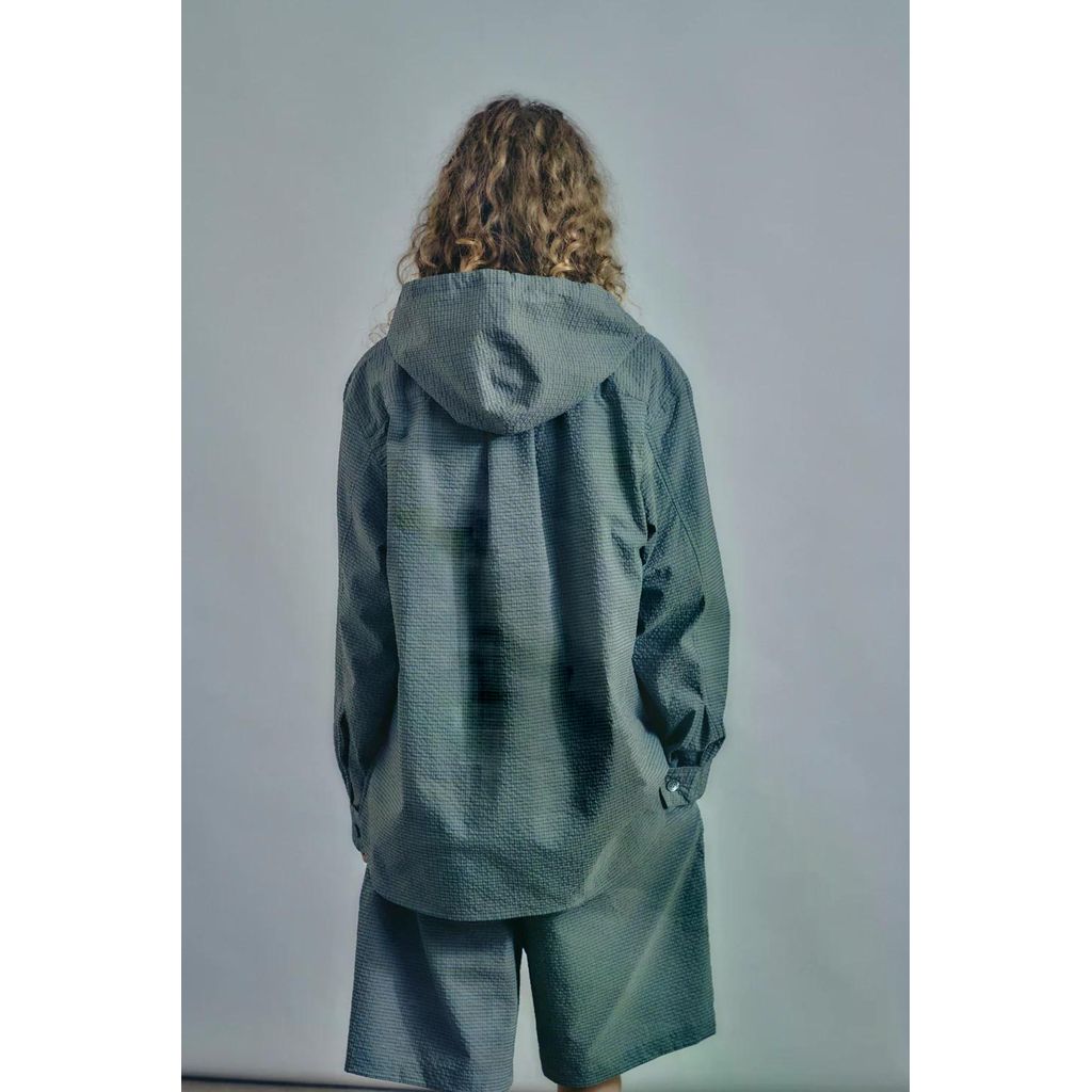 is-ness Quick-Drying Hoodie Shirt