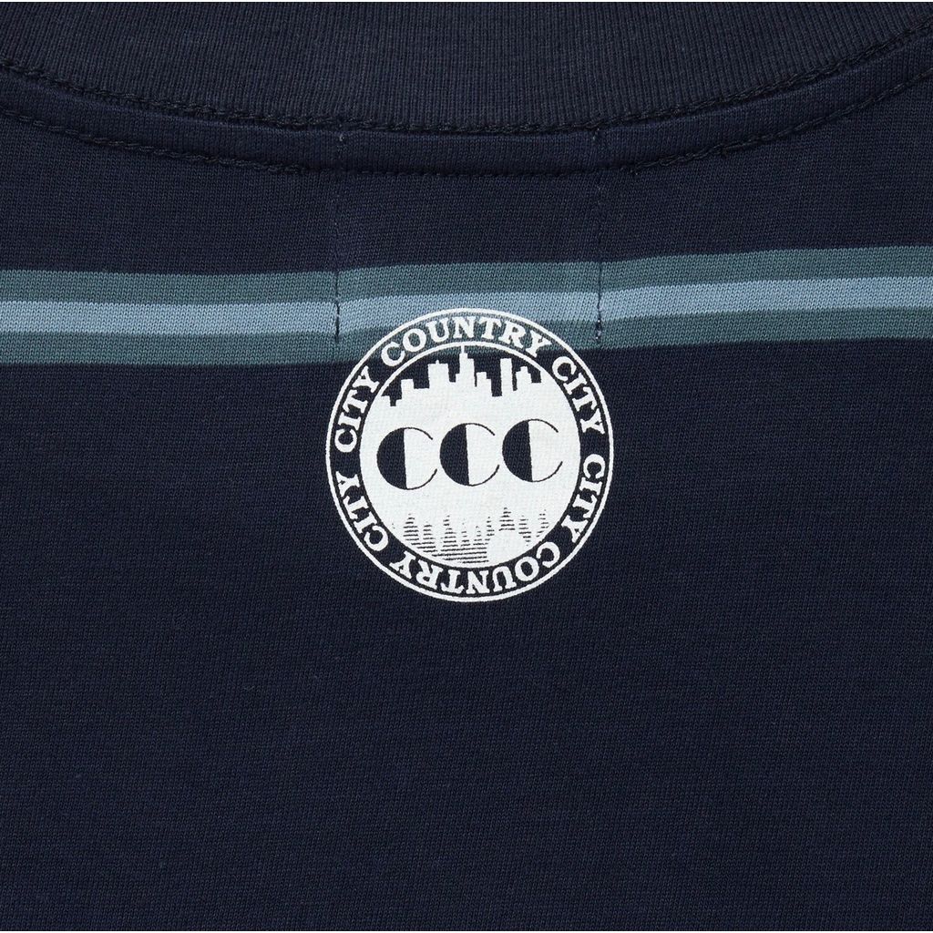 CITY COUNTRY CITY EMBROIDERD LOGO BORDER T-SHIRT