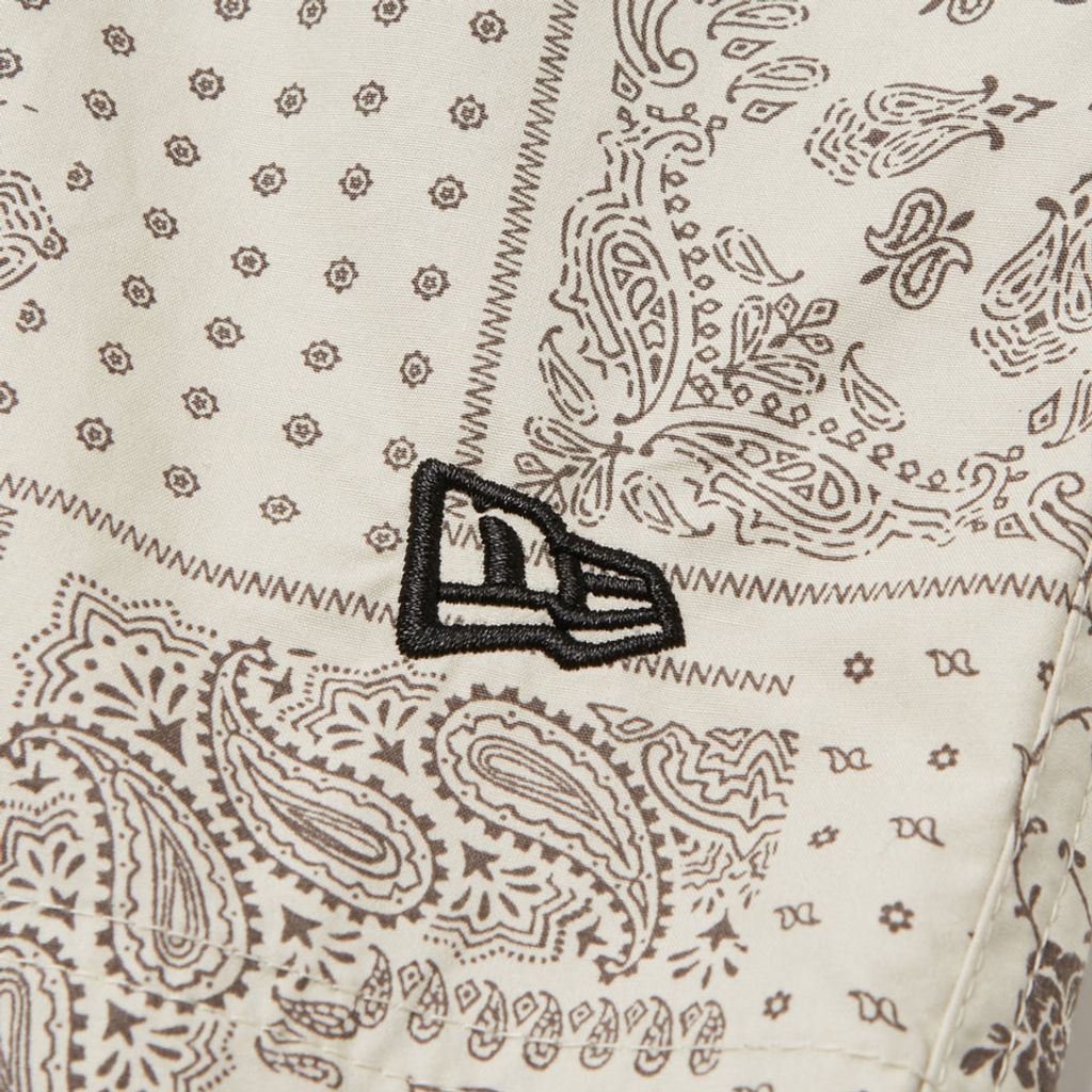 NEW ERA ウーブン ショートパンツ Floral Paisley ストーン
