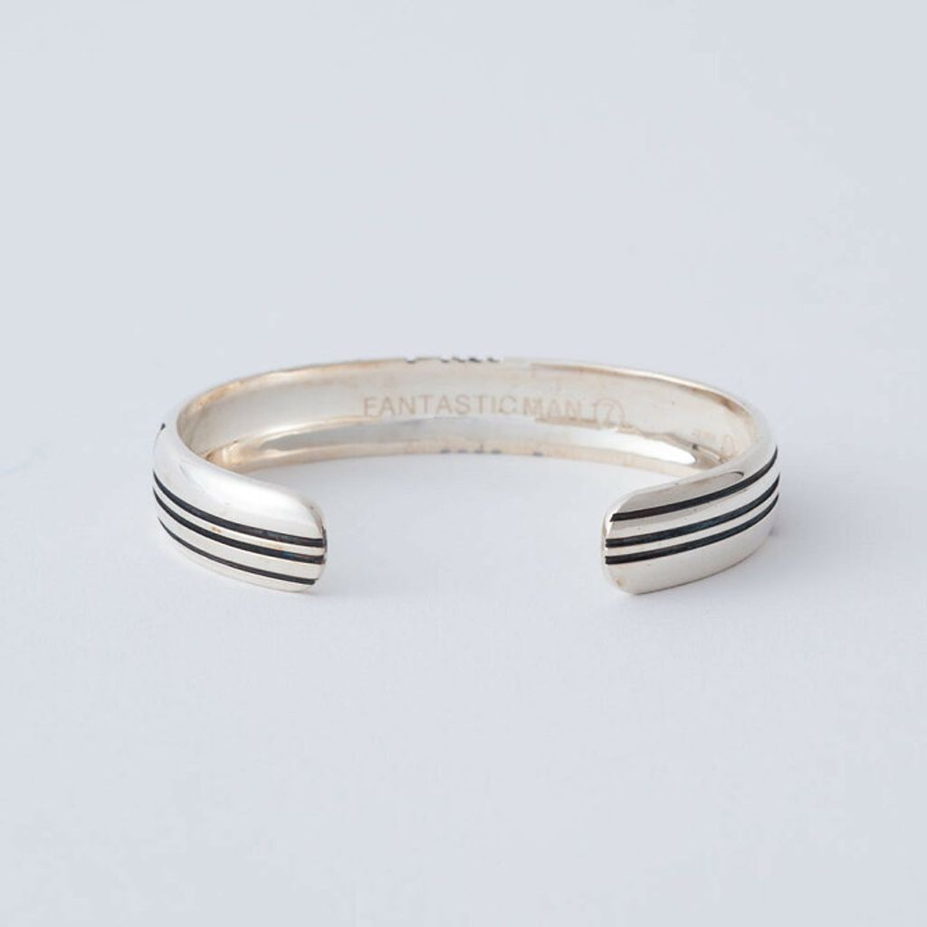 FANTASTIC MAN BANGLE 711