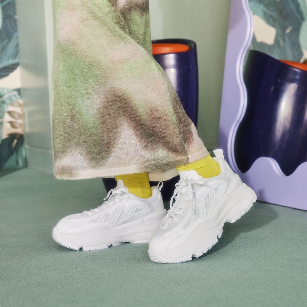 adidas オズガイア / OZGAIA