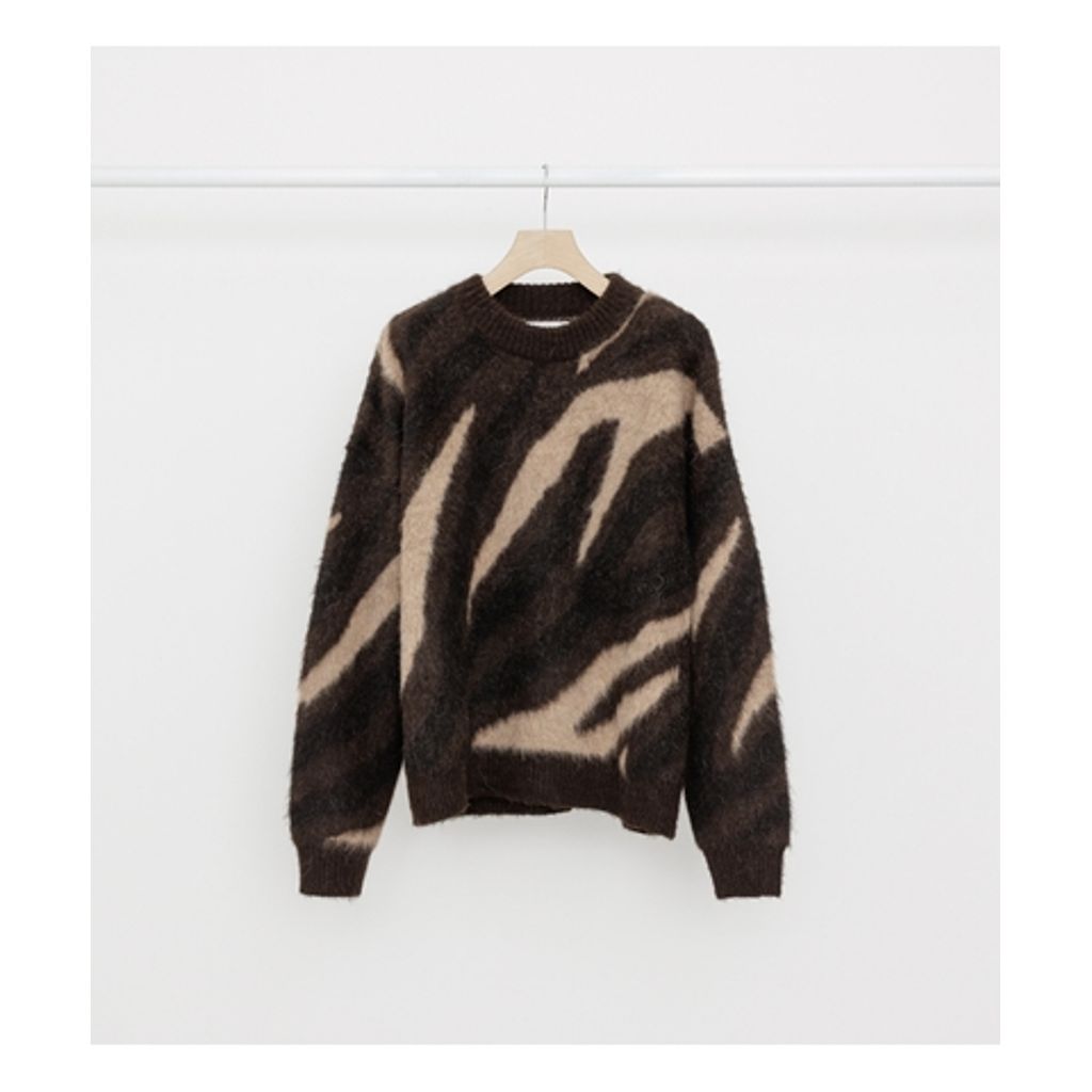 MARKAWARE NATURAL COLOR ALPACA BIAS ZEBRA PATTERN JUMPER MARKAWARE NATURAL COLOR ALPACA BIAS ZEBRA PATTERN JUMPER