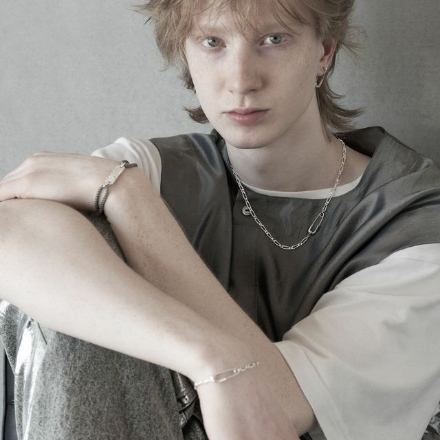 GARNI Safety Pin Bracelet