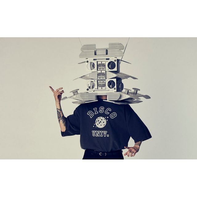 ISNESS MUSIC DISCO UNIV. T-SHIRT