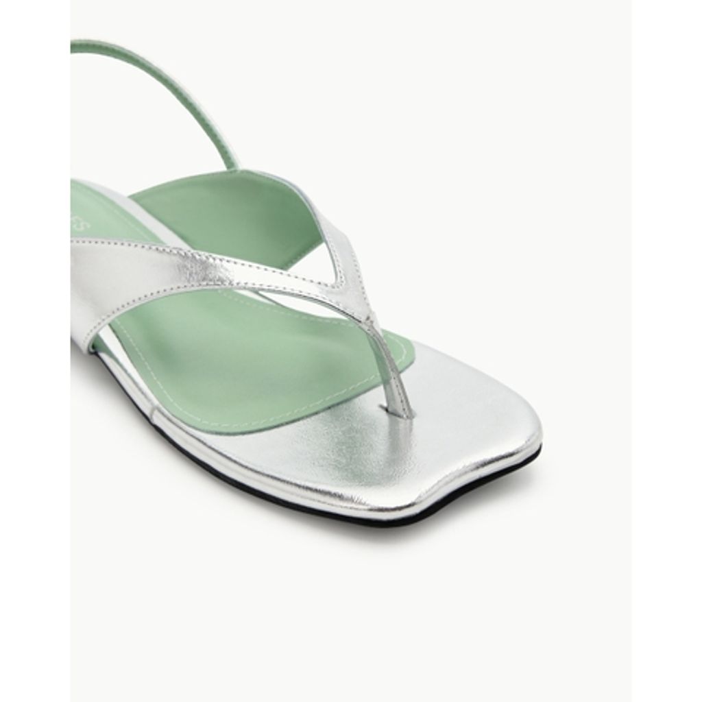 PAES Curve Flow Slingback