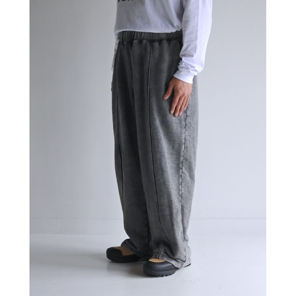 ANACHRONORM  PIN TUCK WIDE SWEAT PANTS