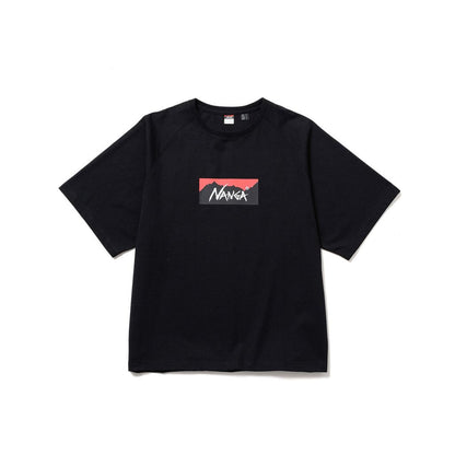 NANGA  ECO HYBRID BOX LOGO LOOSE FIT TEE(UNISEX)