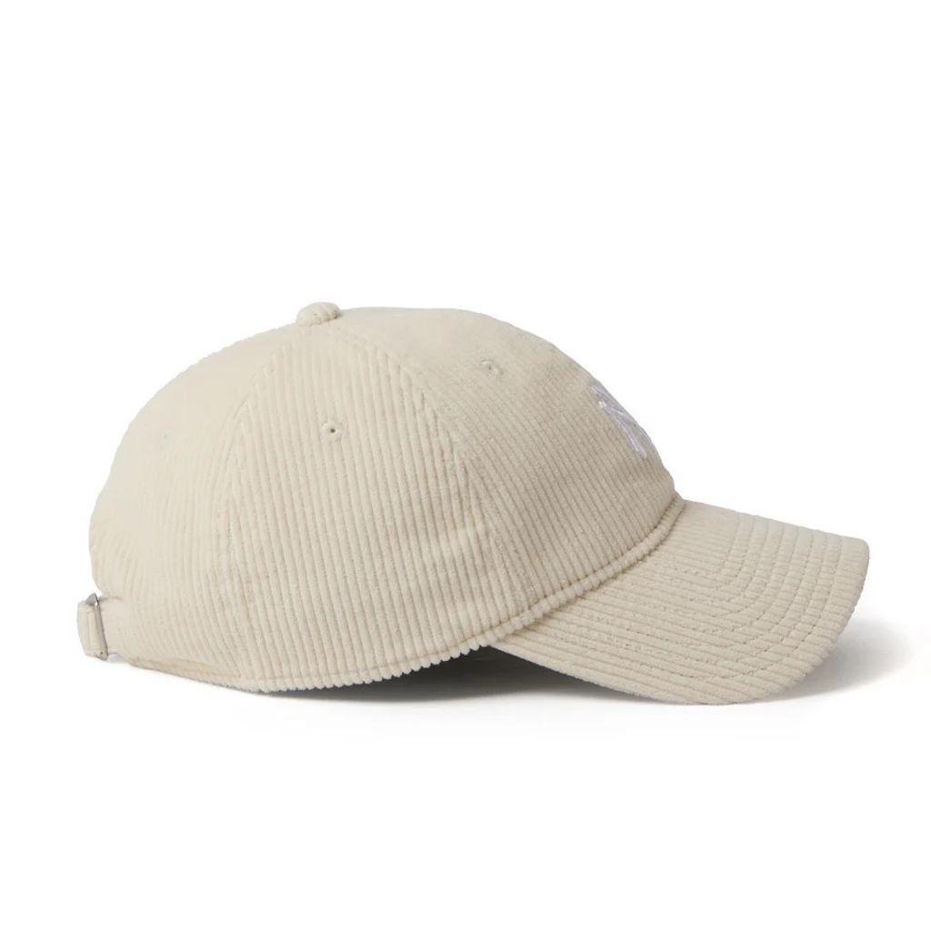 NEW ERA 9TWENTY Corduroy コーデュロイ ニューヨーク・ヤンキース アイボリー