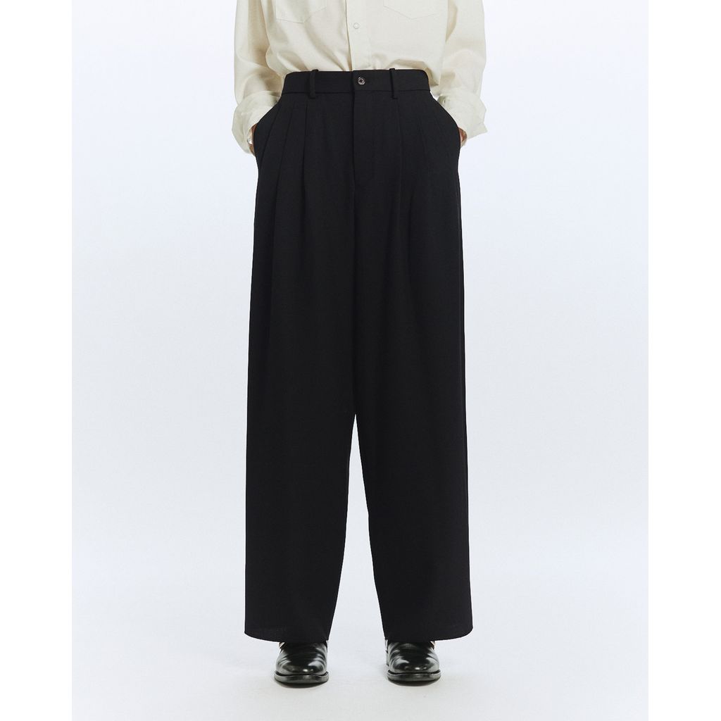 MARKAWARE Organic Wool Survival Cloth® Triple Pleated Wide Trousers