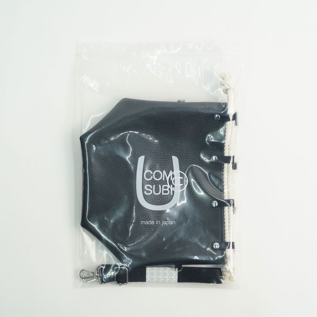 COMUSUBI (コムスビ) ／ COMUSUBI BAG "Leather" -BLACK-