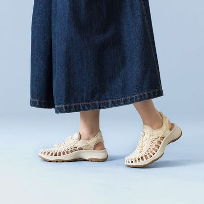 KEEN ウィメンズ ユニーク アストリア(Birch/Silver Birch)