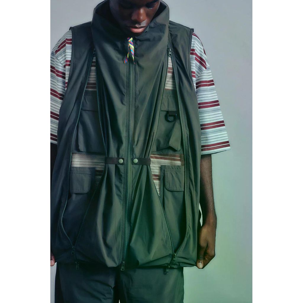 is-ness Technical Ventilation Vest