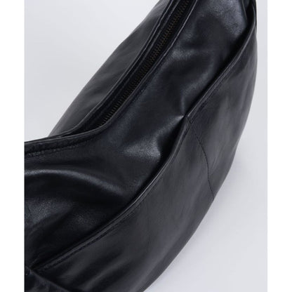 MASSES LEATHER SHOULDER BAG
