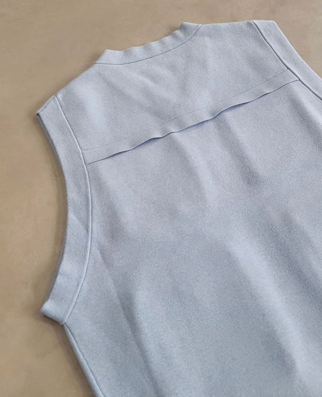VOO × AMBERGLEAM Fisherman Knit Vest