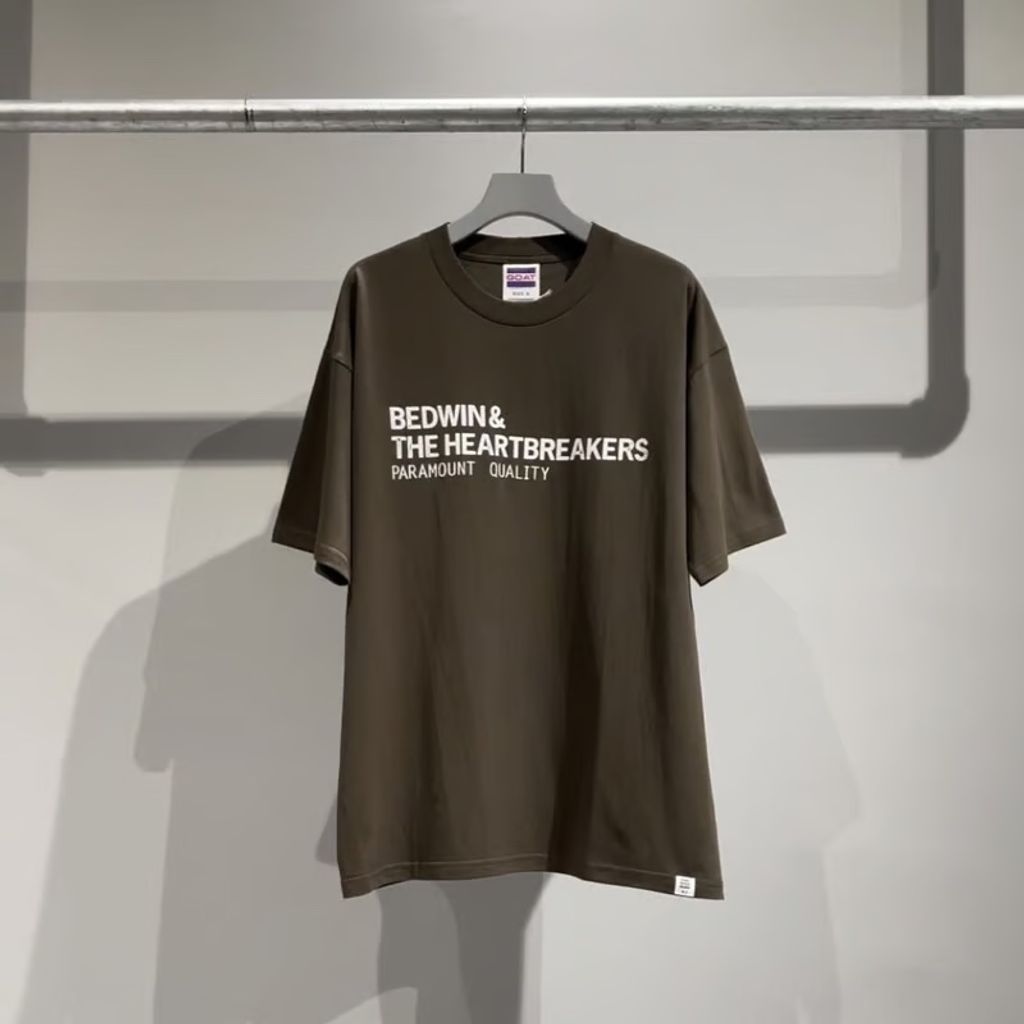 BEDWIN & THE HEARTBREAKERS LINEAGE Ex. S/S PRINT T（OLIVE）