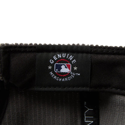 NEW ERA 9TWENTY Corduroy コーデュロイ ニューヨーク・ヤンキース グレー