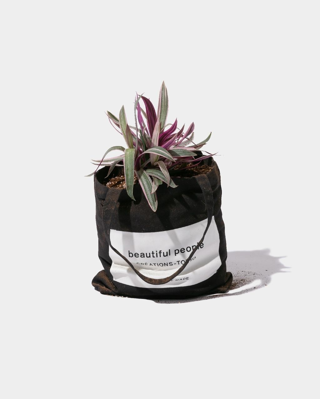 beautiful people SDGs name tag tote bag mushroom