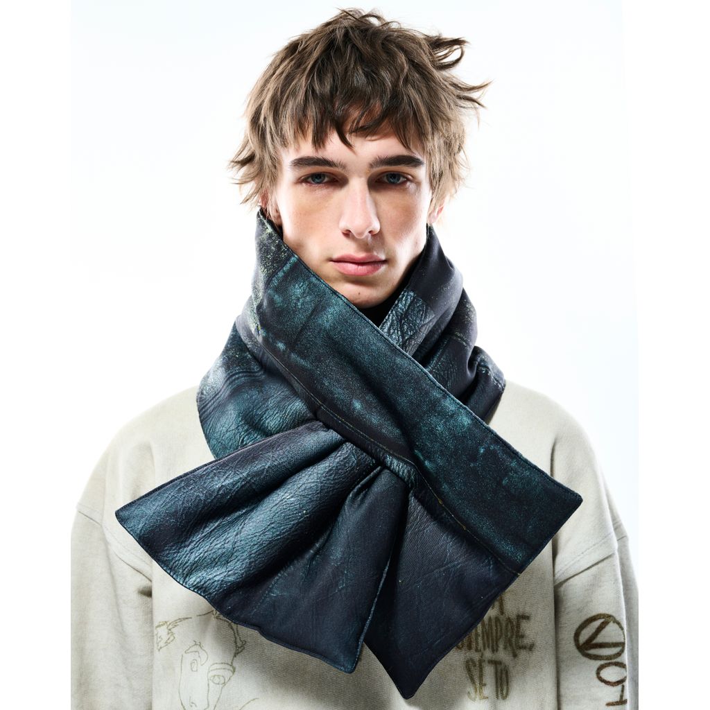 TOLQ Padded Scarf