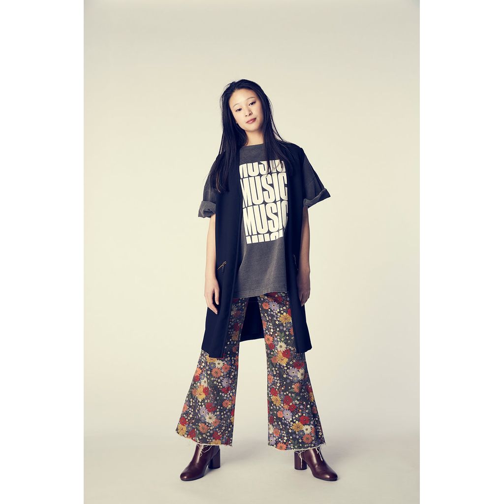 ISNESS MUSIC MUSIC DELAY T-SHIRT