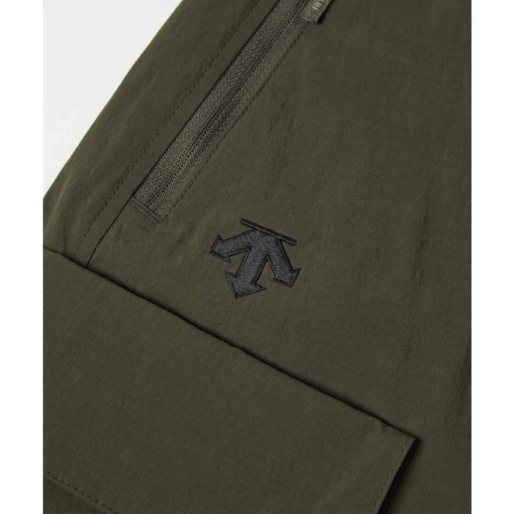 DESCENTE ALLTERRAIN WOVEN TASLAN WIDE CARGO PANTS