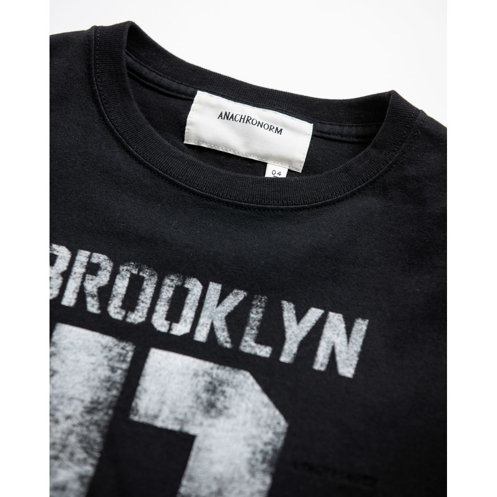 ANACHRONORM BROOKLYN PRINTED S/S T-S