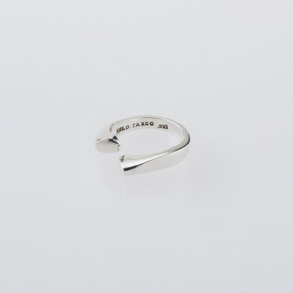 XOLO JEWELRY Stem Ring