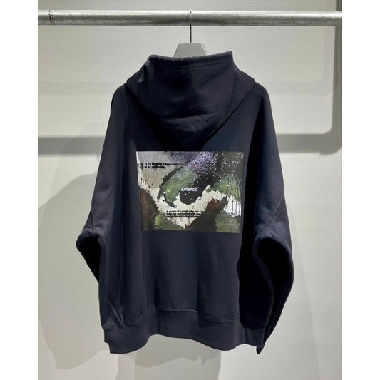 TSUTOMU MORIYA × LINEAGE CORE SP ABSTRACT HOODIE（NAVY）