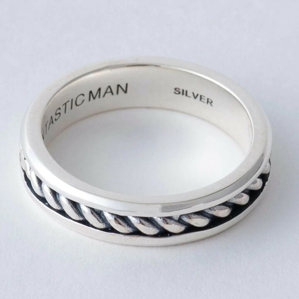 FANTASTIC MAN  RING 1042