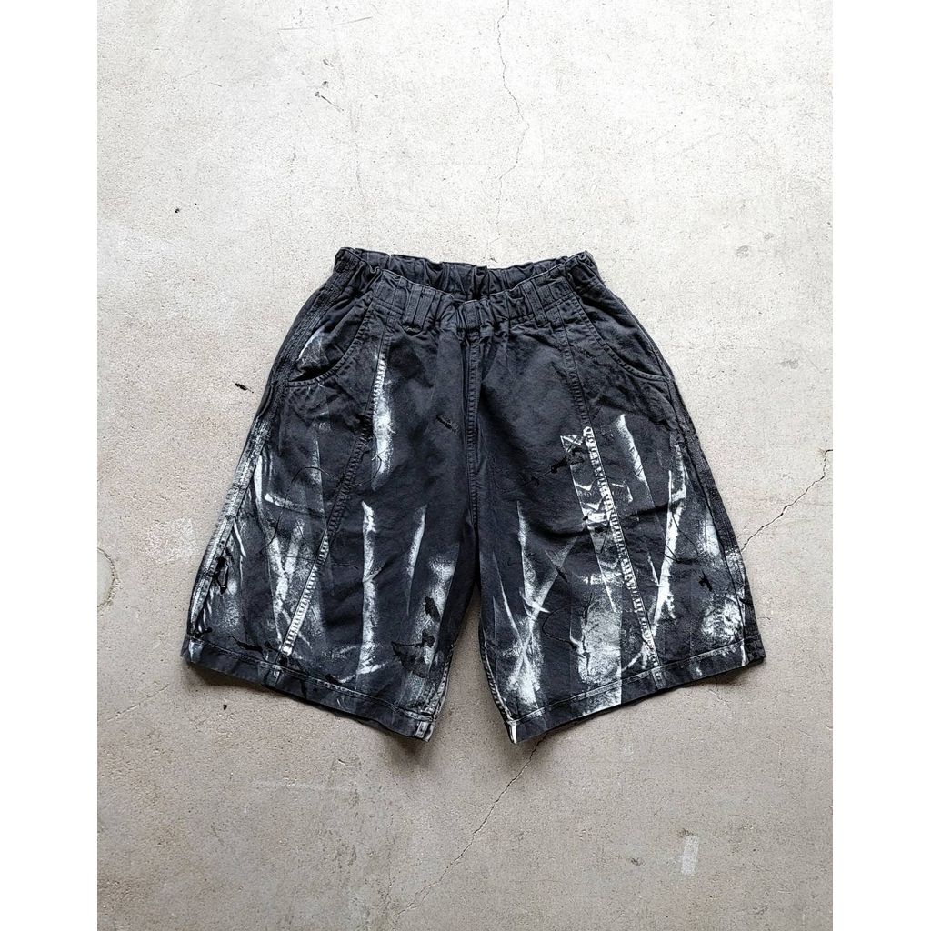 VOO URL PAINTED SHORTS
