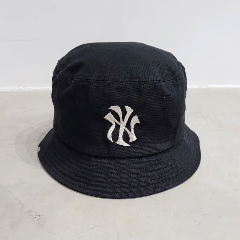 VOO ME BOSS YOU NOT the HAT BLACK