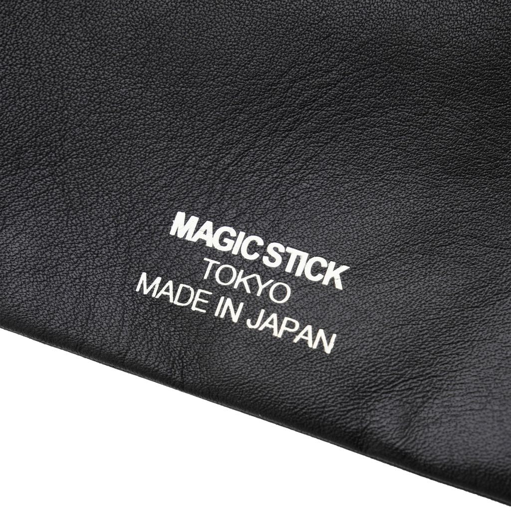 MAGIC STICK The Minimal Essentials Small Pouch