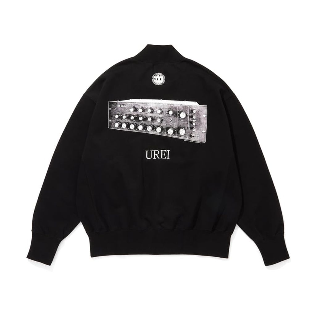 CITY COUNTRY CITY EMBROIDERED LOGO HALF ZIP SWEATSHIRT_UREI