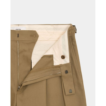 marka Organic Cotton Gabardine / Two Tuck Cropped Trousers
