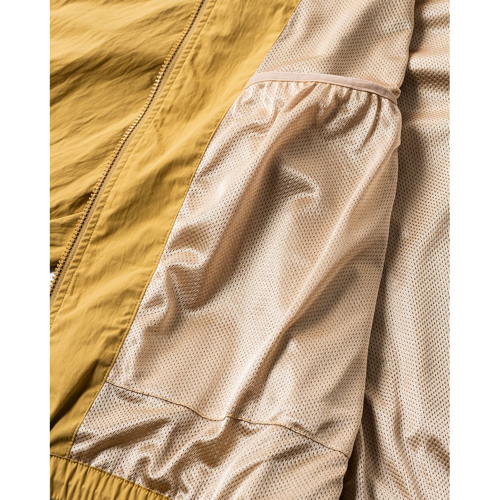 TIGHTBOOTH PRODUCTION STRAIGHT UP SWING TOP