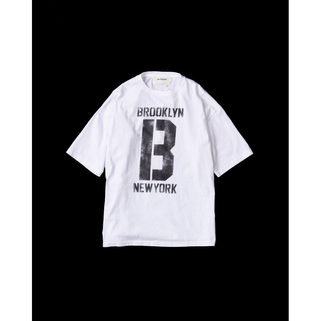ANACHRONORM BROOKLYN PRINTED S/S T-S
