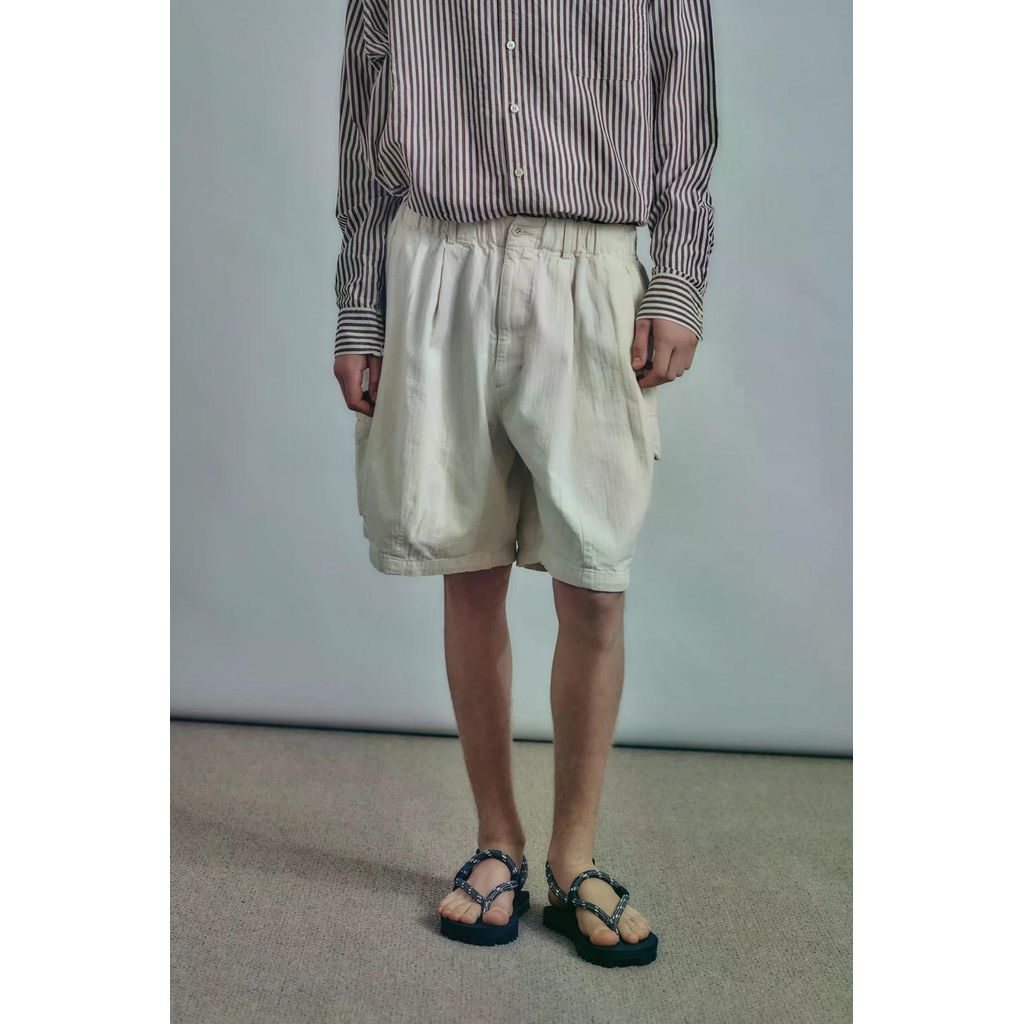 is-ness Herringbone 6-Pocket Shorts