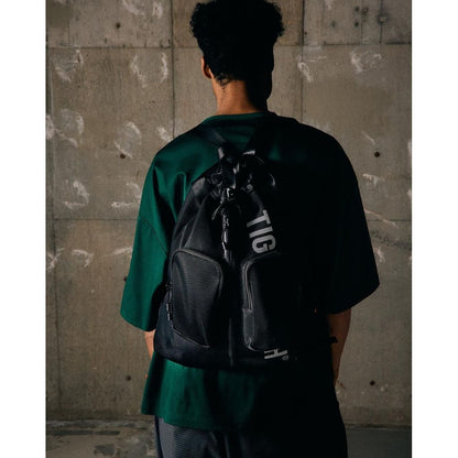 TIGHTBOOTH LOGO MESH KNAPSACK