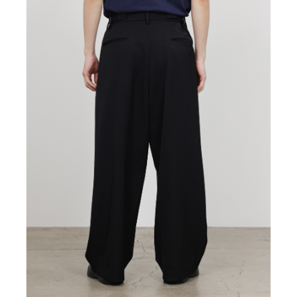 【予約商品】marka TWO TUCK BAGGY TROUSERS