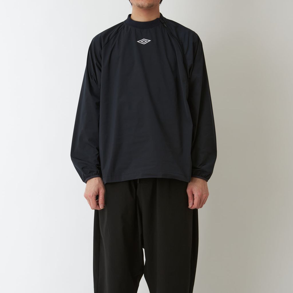WHITE MOUNTAINEERING WM × UMBRO PULLOVER