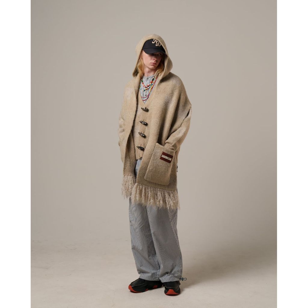 AMBERGLEAM Moist Hoodie Poncho – MAROON WEBSTORE