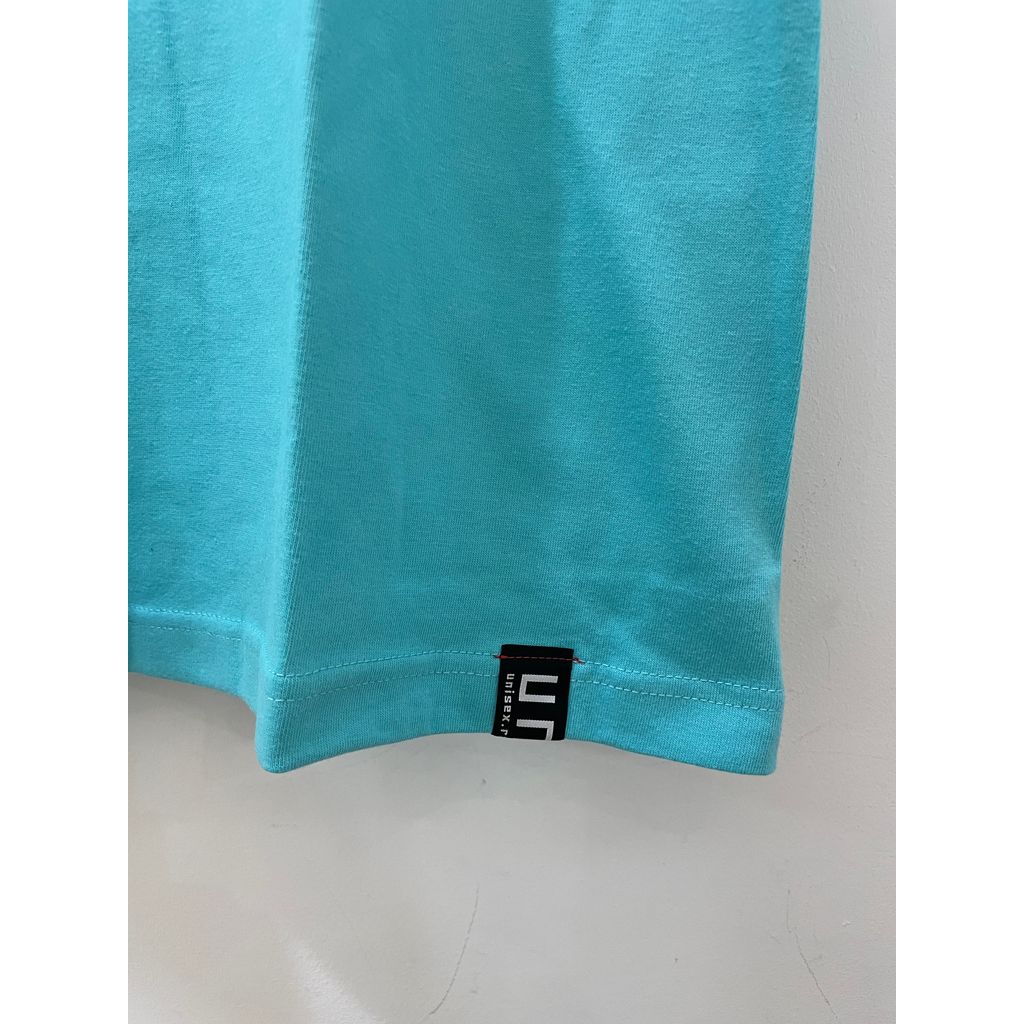 UN   5 TEE
