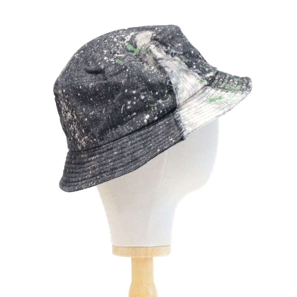 DECHO  BLEACH & CRASH COLOR BUCKET HAT