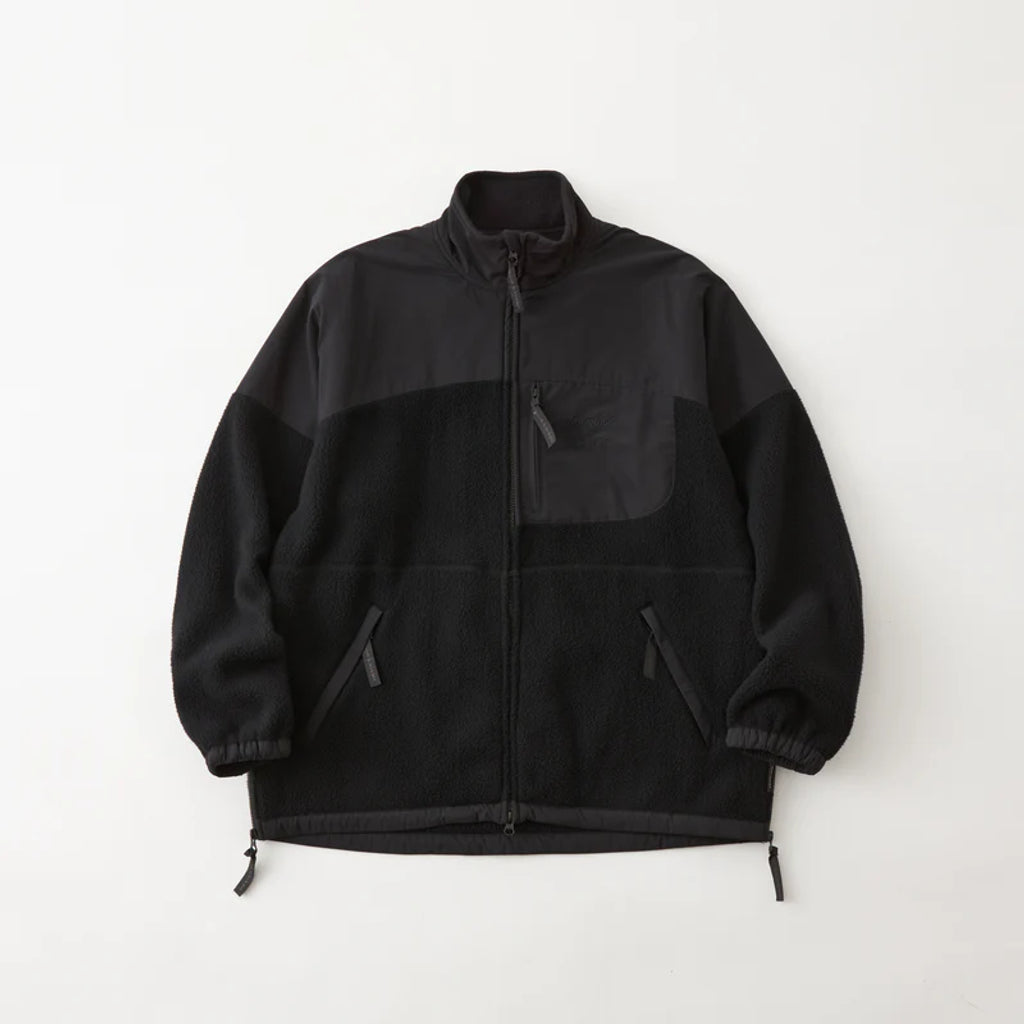 WHITE MOUNTAINEERING WM × WILD THINGS FLEECE JACKET