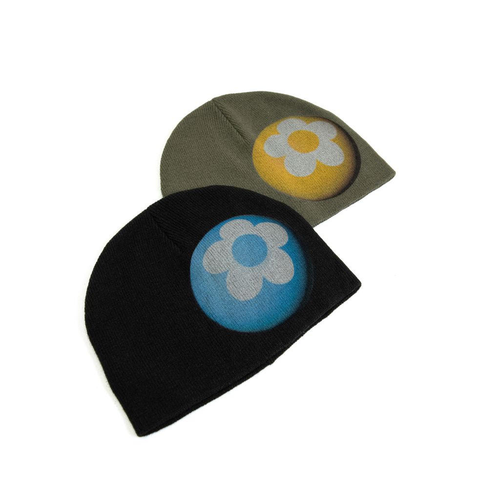 VANDY THE PINK Flower Ball Beanie