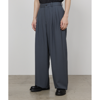 【予約商品】MARKAWARE TRIPLE PLEATED WIDE TROUSERS