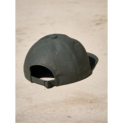 GARBAGE HARD BRIM 6 PANEL CAP LOW (SOLIDARITY)