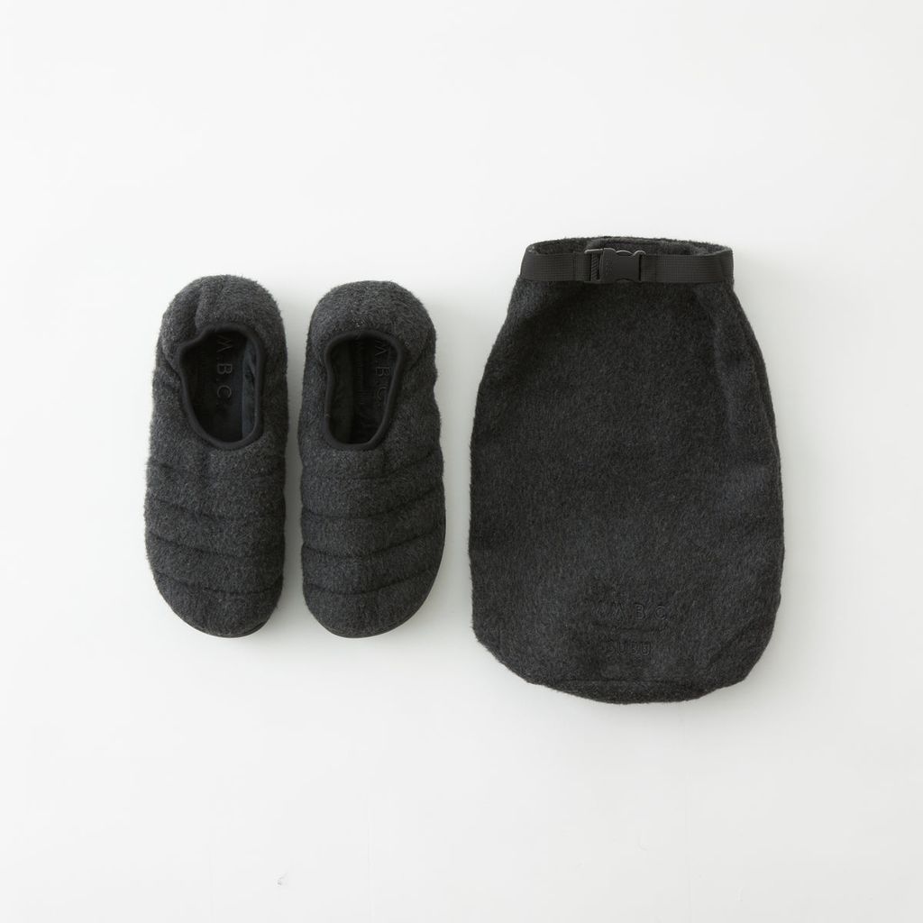 WHITE MOUNTAINEERING WM × SUBU PACKABLE